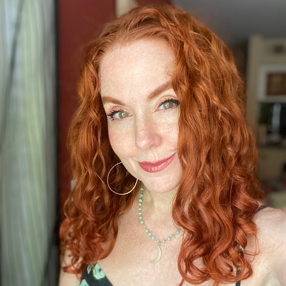 Meet your Posher, Christen - Picture 1 of 1